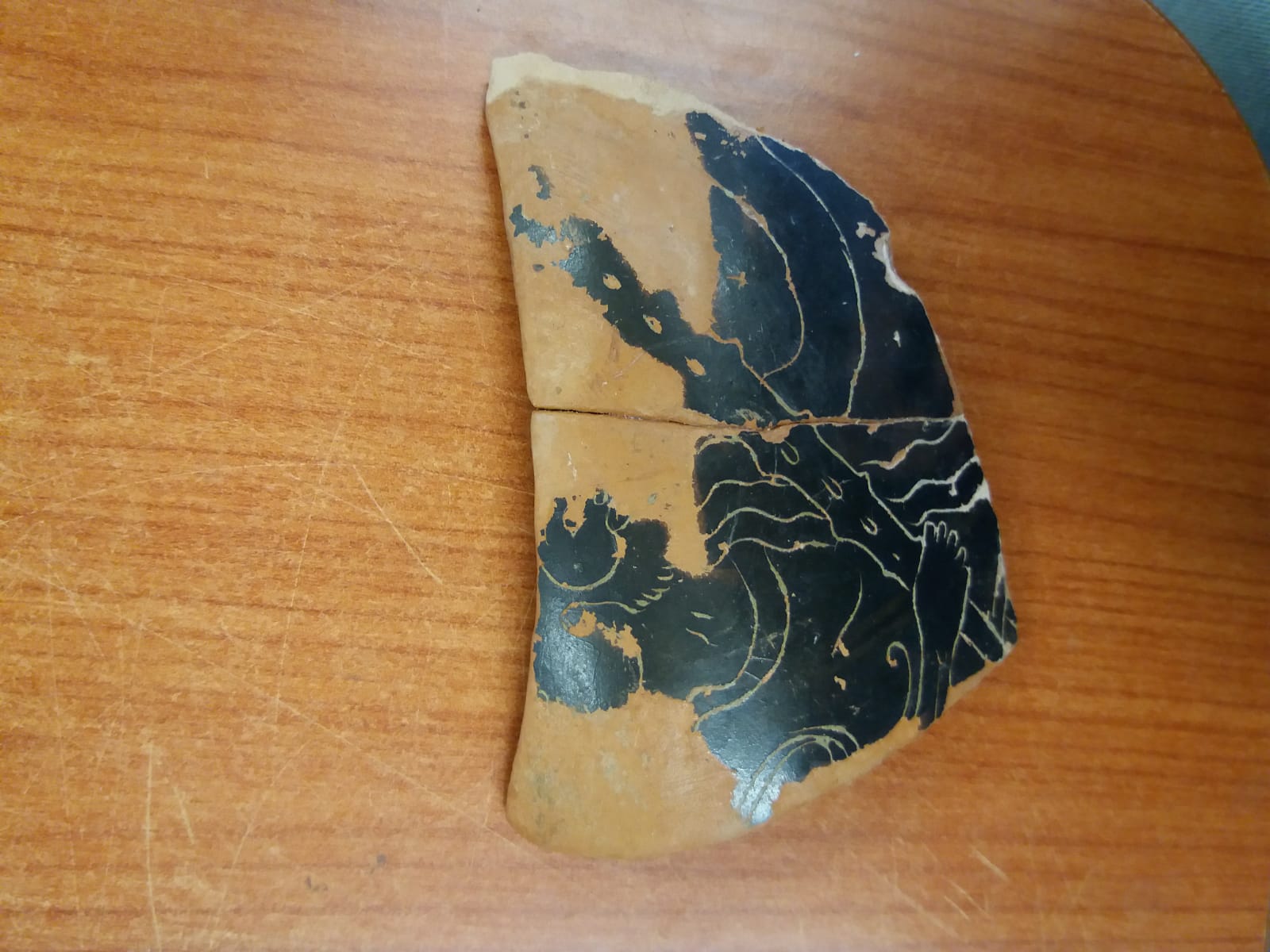 SINGOLO OGGETTO/ deinos, VI sec. a.C