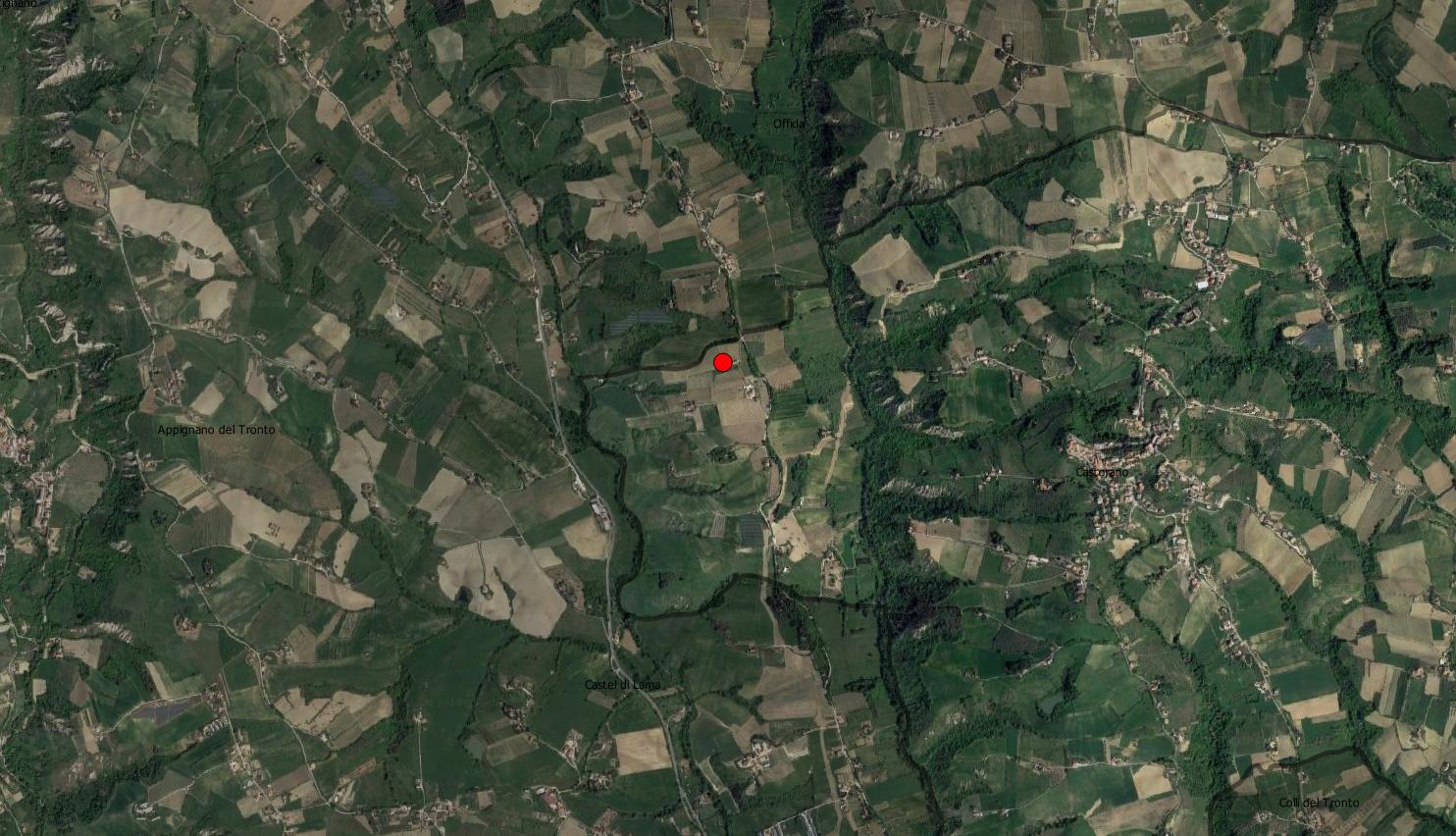 area di materiale mobile, area di frammenti fittili - Castorano (AP)  (PERIODIZZAZIONI/ Storia/ Eta' antica/ Eta' romana)