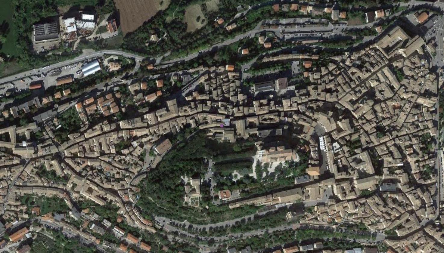 luogo con ritrovamento sporadico, laterizi - Fermo (FM)  (PERIODIZZAZIONI/ Storia/ Eta' antica/ Eta' romana)