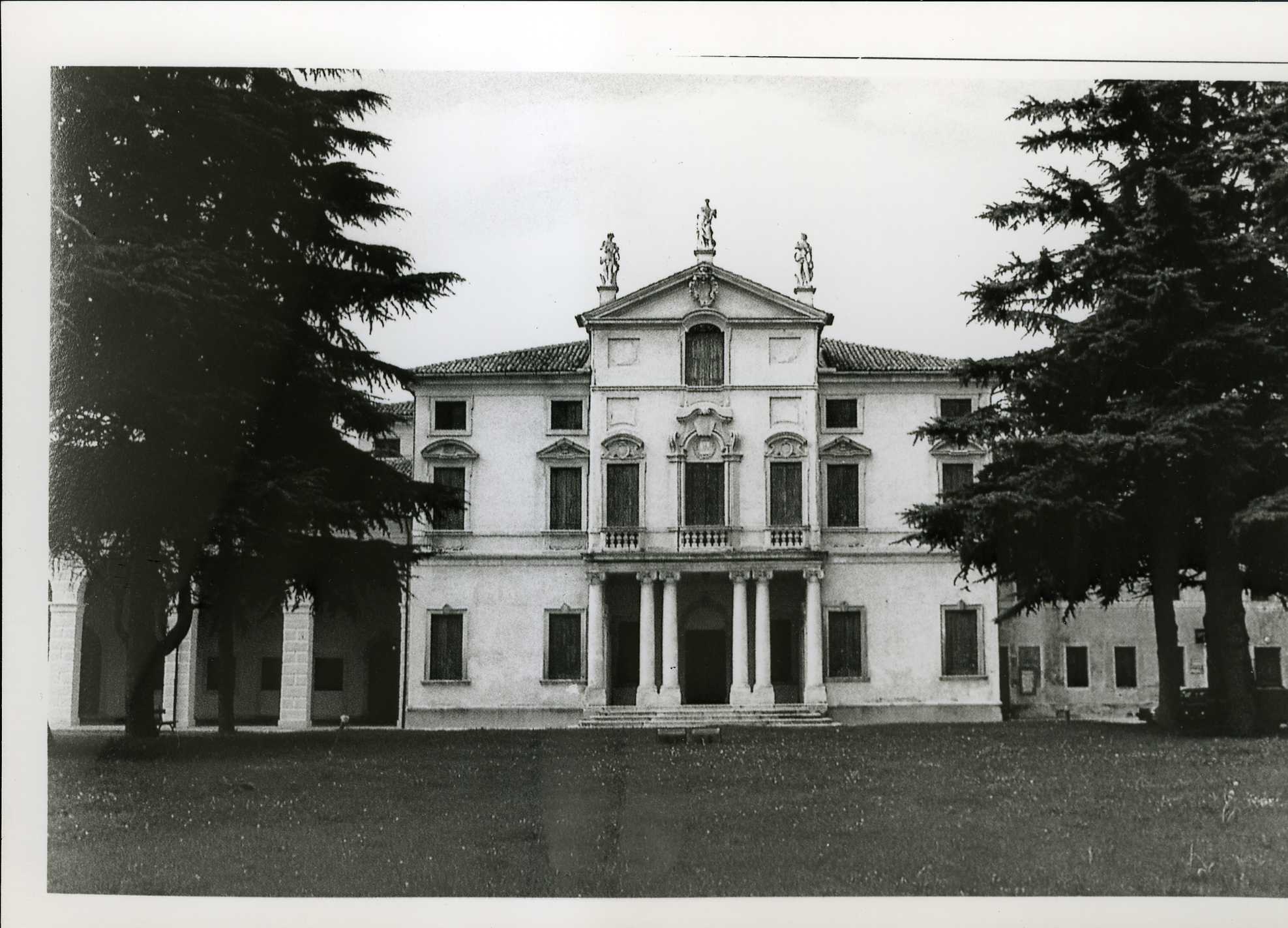 Villa Monza (villa, nobiliare) - Dueville (VI)  (XV, seconda metà)