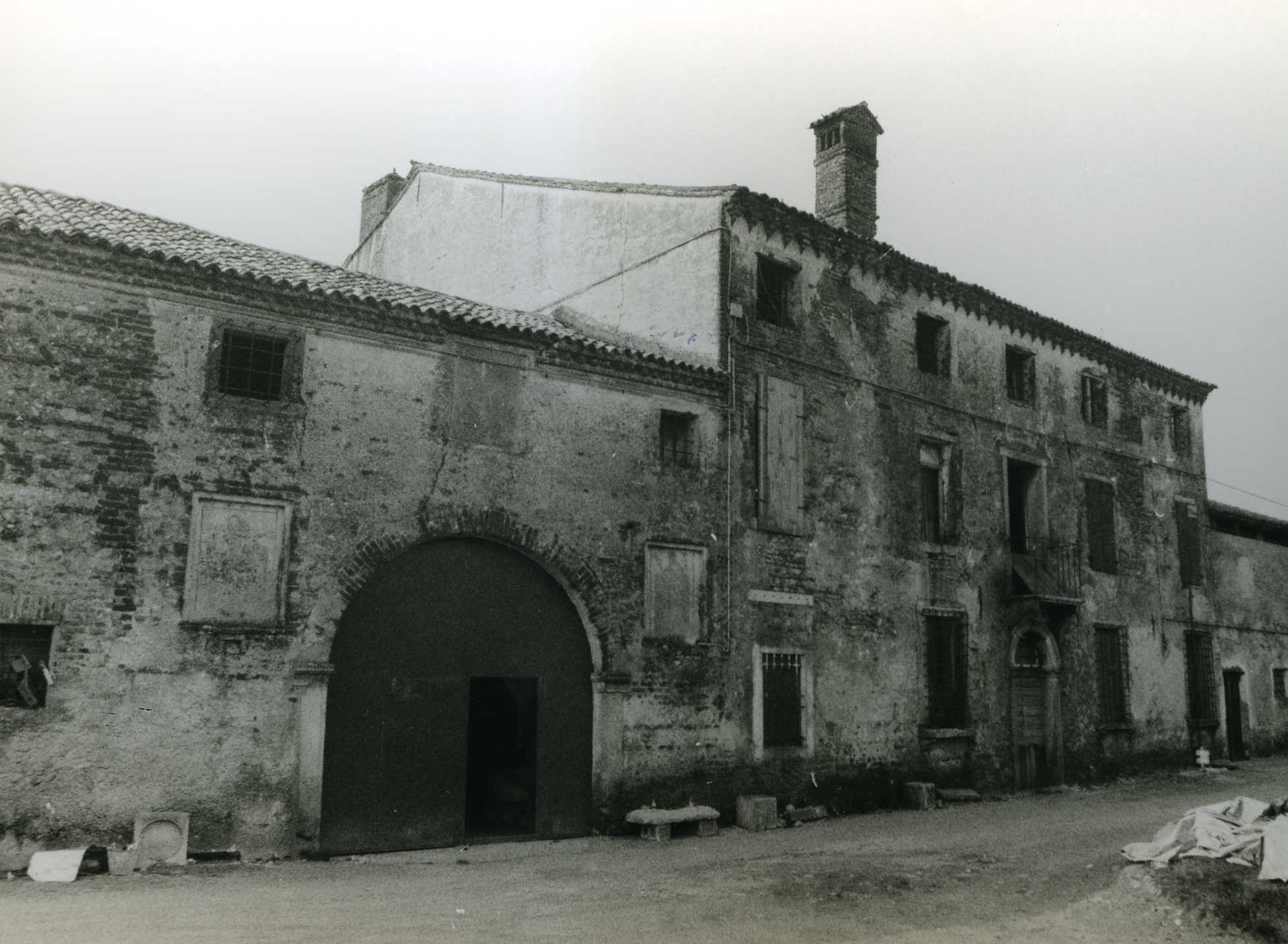 Villa Bernardi-Bedin (villa, padronale) - Schiavon (VI)  (XVI, inizio)