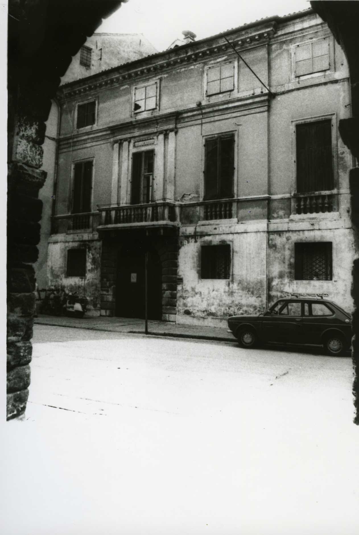 Casa Tacchi (casa) - Vicenza (VI)  (XVIII)