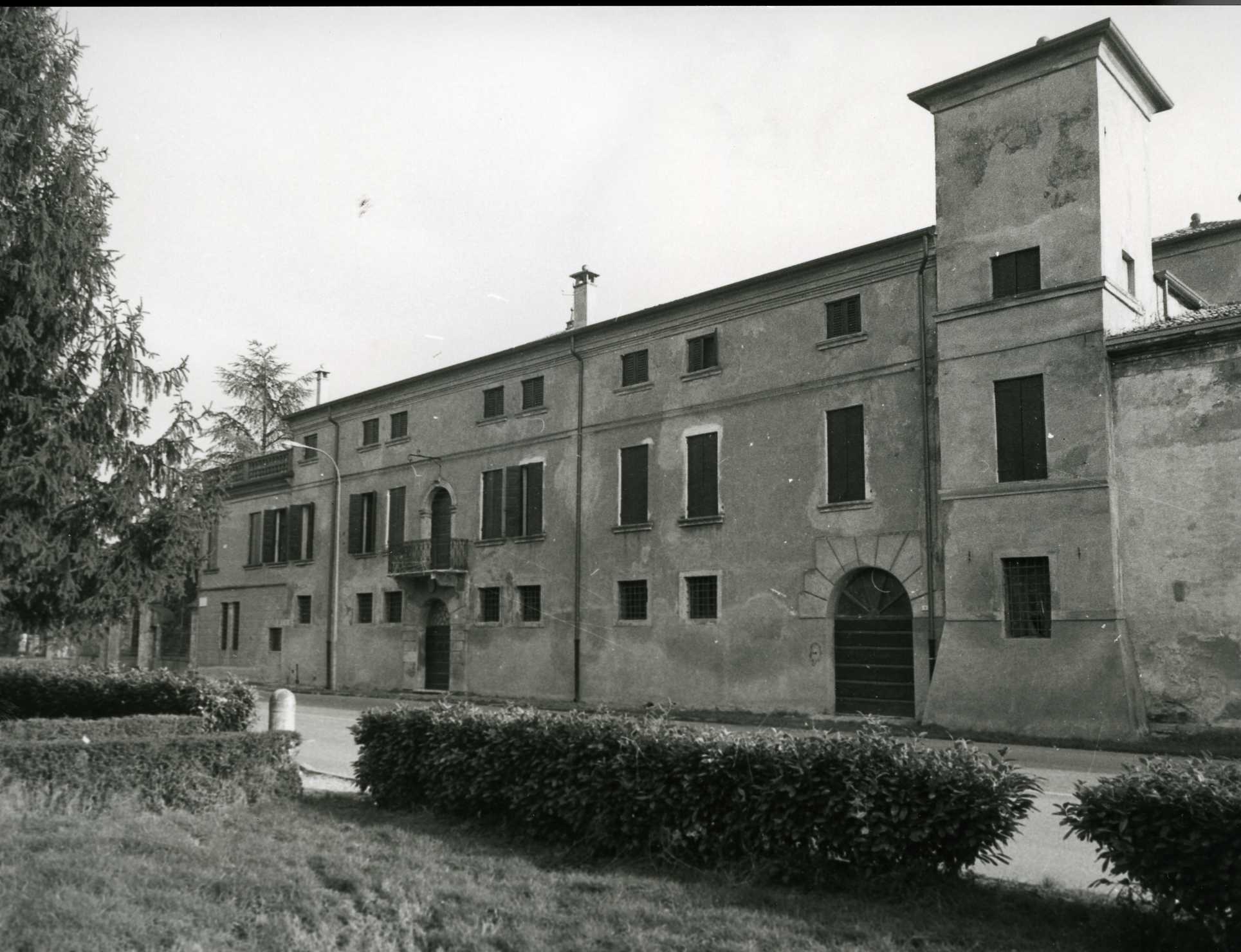 Palazzo Brenzoni (palazzo, nobiliare) - Bonavigo (VR)  (XII, inizio)