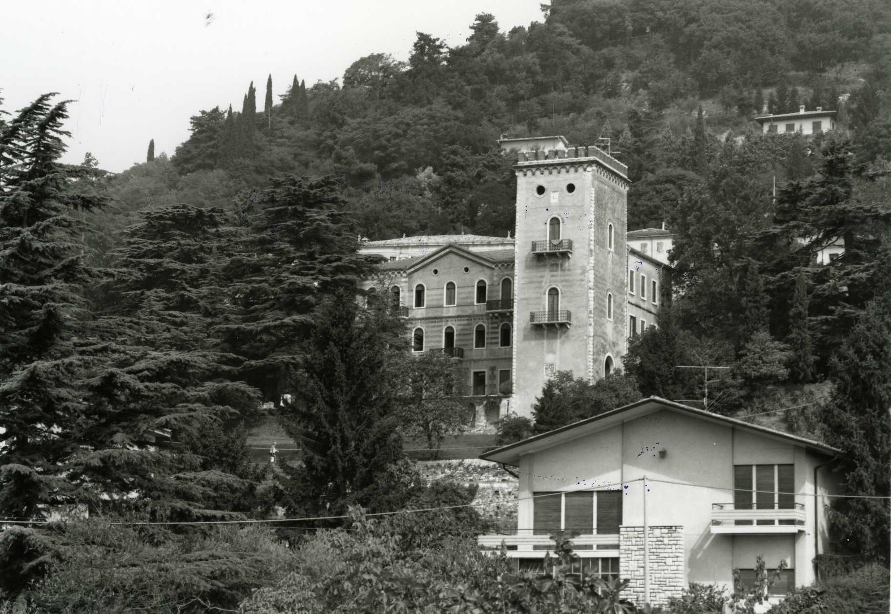 Villa Trabucchi (villa, padronale) - Cavaion Veronese (VR)  (XVII, fine)