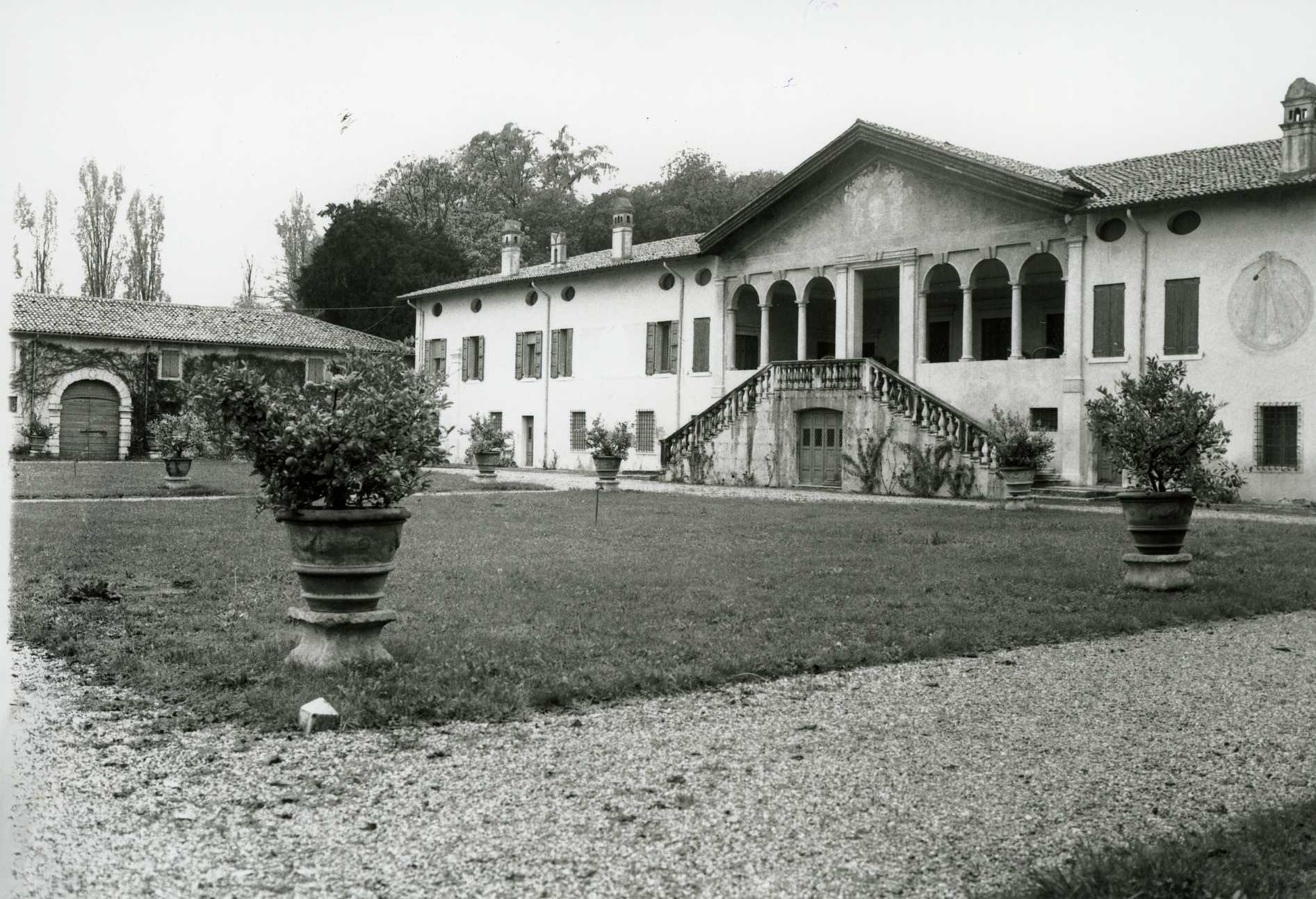 Villa Giusti (villa, padronale) - Sona (VR)  (XVIII, metà)