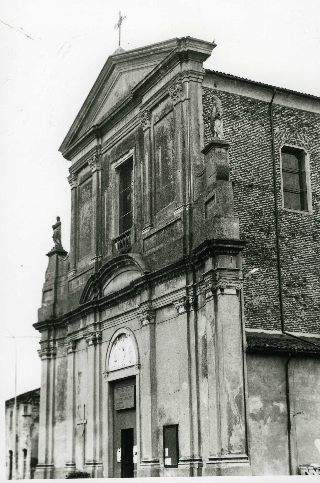 Chiesa dei SS. Filippo e Giacomo (chiesa, parrocchiale) - San Pietro di Morubio (VR)  (XVIII)