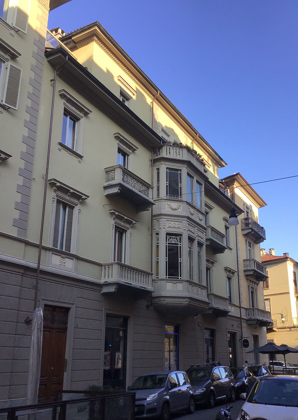 [Casa in Via Andrea Doria, 21] (casa) - Torino (TO)  (XIX)