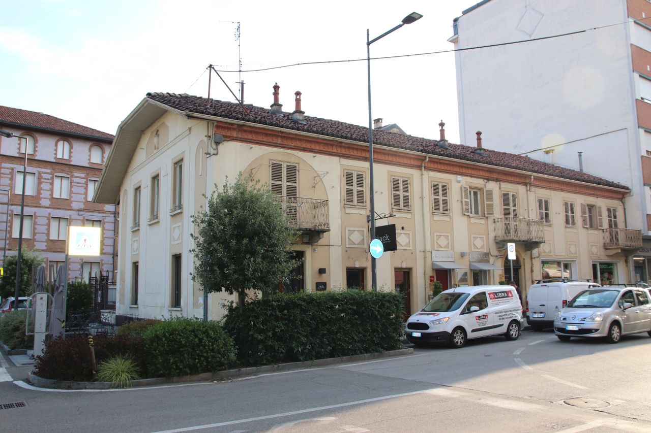 [Casa d'abitazione in Via Coppino, 10] (casa) - Alba (CN)  (XIX)