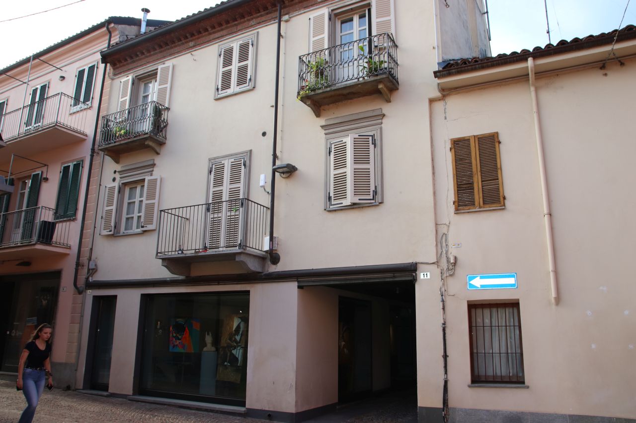 [Casa in Via Gioberti, 11/A] (casa) - Alba (CN)  (XIX)