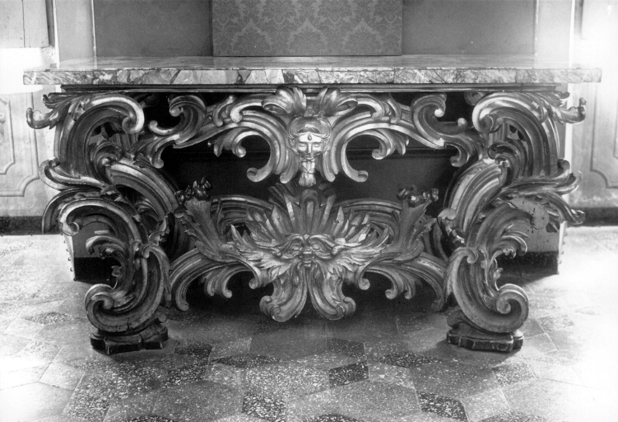 console, opera isolata - bottega Italia centrale (fine sec. XVII)