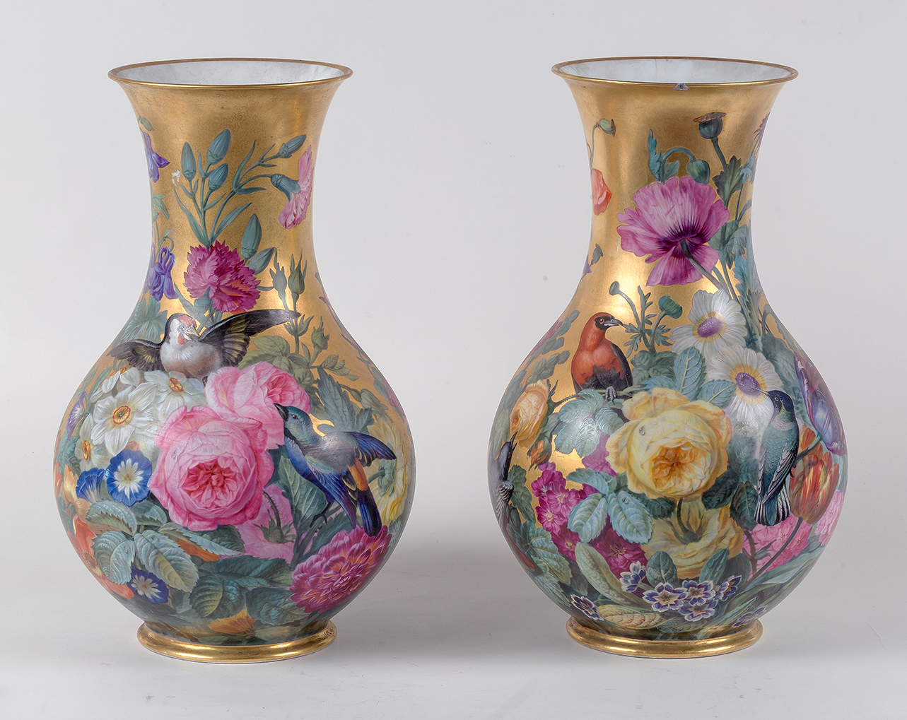 Fiori e uccelli (vaso da fiori, pendant) - produzione piemontese (seconda metà sec. XIX)