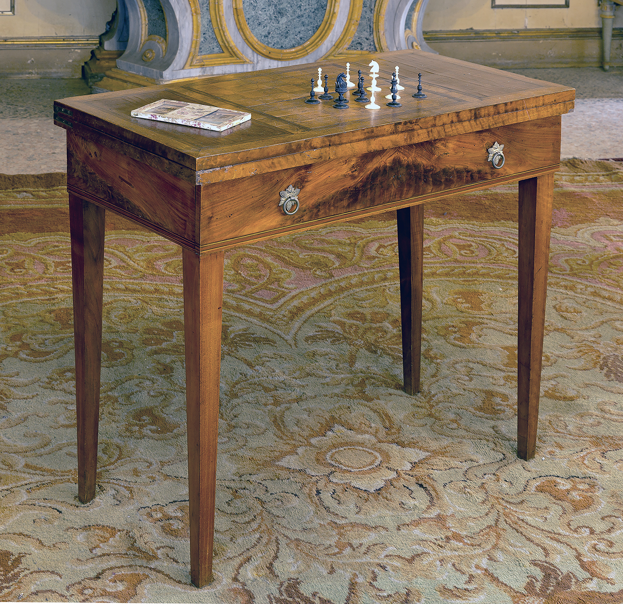 tavolino da gioco - a pliant di Levisio, Antonio e Giovanni (attribuito) (sec. XIX)