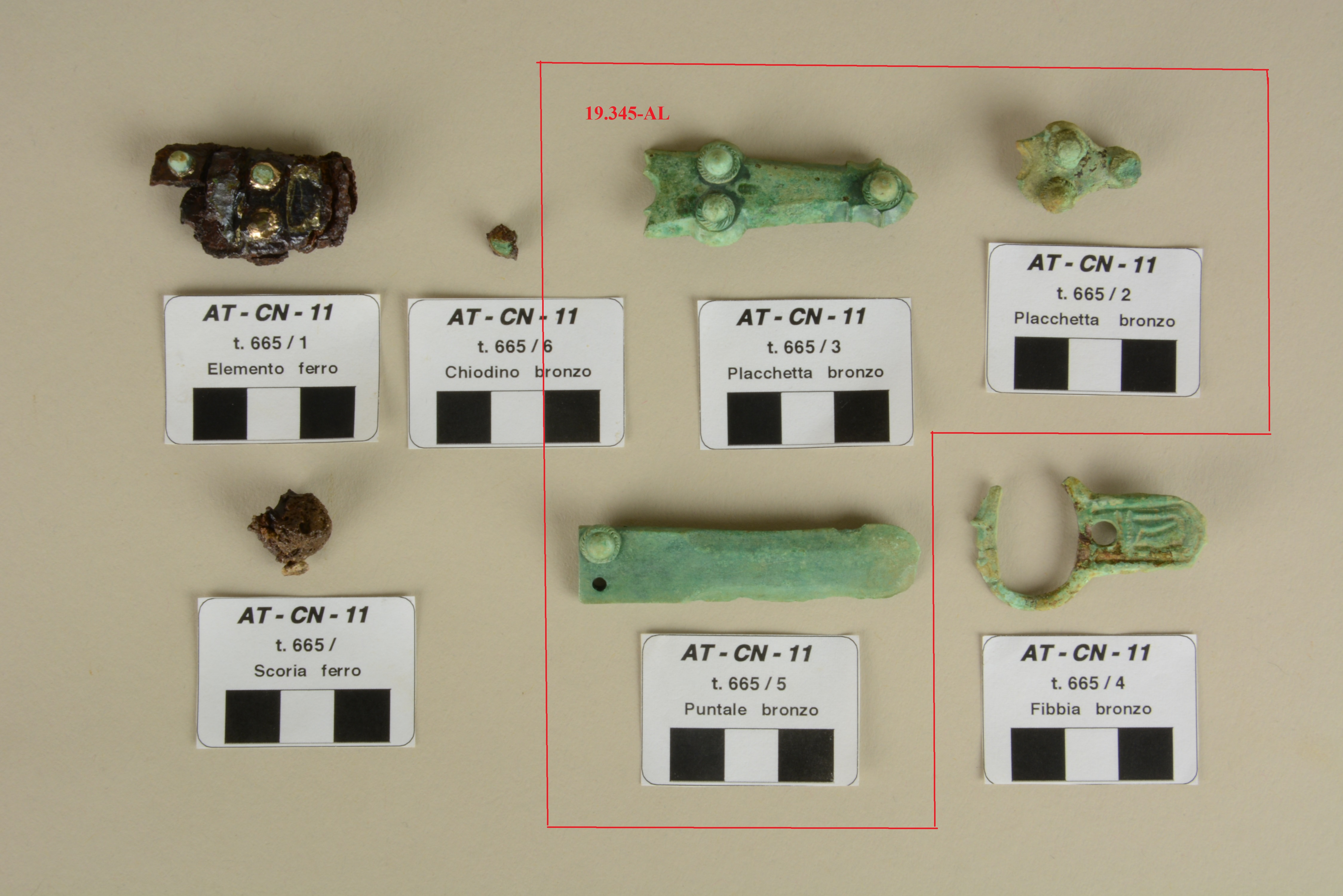 SINGOLO OGGETTO/ cintura, PERIODIZZAZIONI/ Storia/ Eta' medievale/ Alto Medioevo