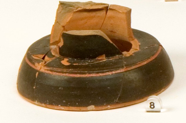 skyphos, PIEDE DI SKYPHOS (primo quarto IV a.C)