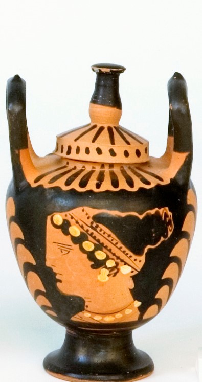 lebete, LEBES S A FIGURE ROSSE (secondo quarto IV a.C)