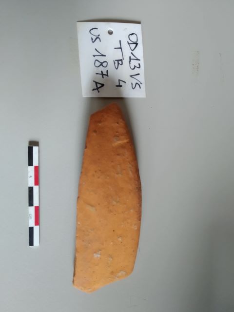 SINGOLO OGGETTO/ piatto, SECOLI/ ARCHI DI SECOLI/ Fine II-III sec. d.C