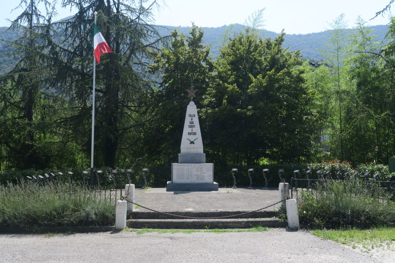 Parco/Viale della Rimembranza di Vallio Terme, pubblico/commemorativo/ai caduti/ - periodo tra le due guerre mondiali (XX)