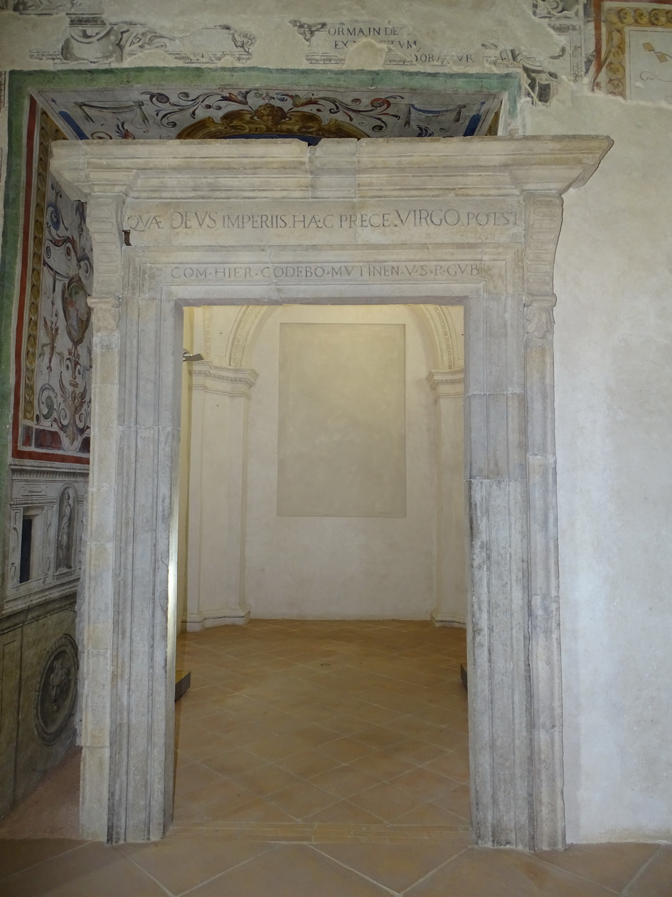 portale architravato - ambito Italia centrale (sec. XVII)