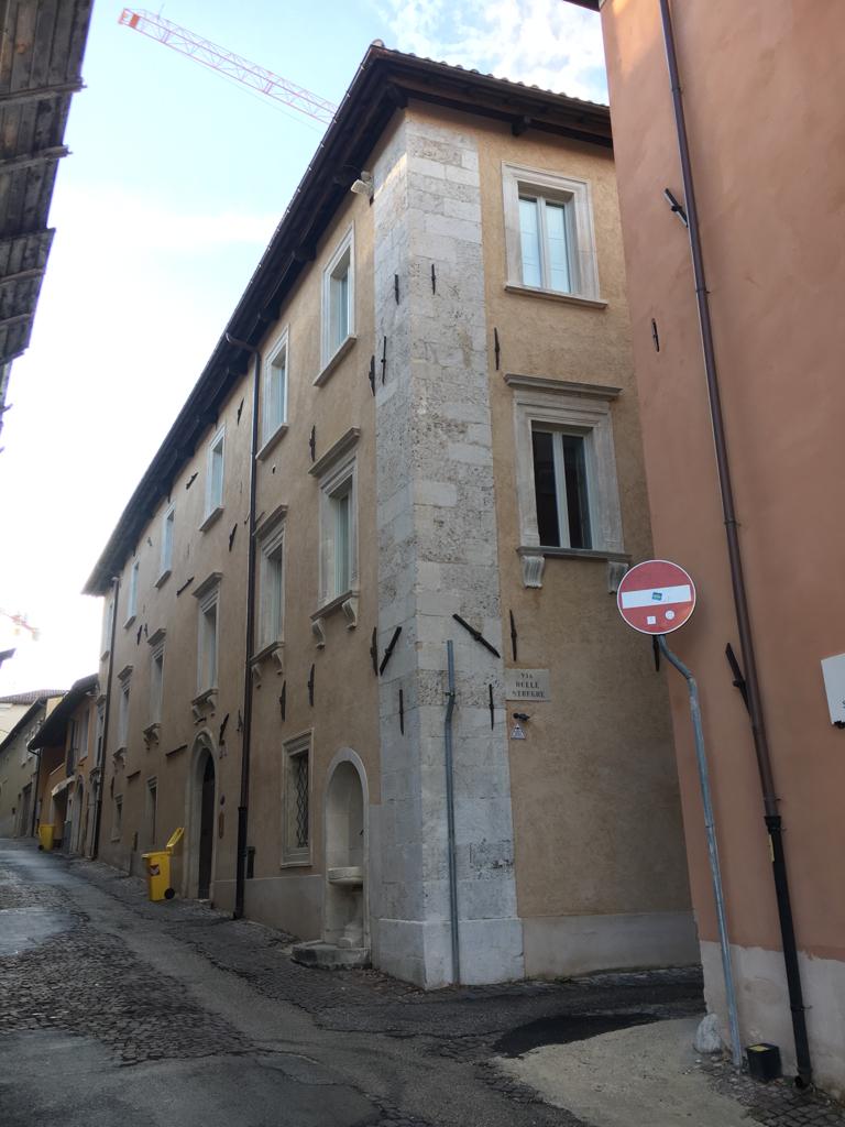 Palazzo Branconio Rustici (palazzo, privato) - L'Aquila (AQ) 