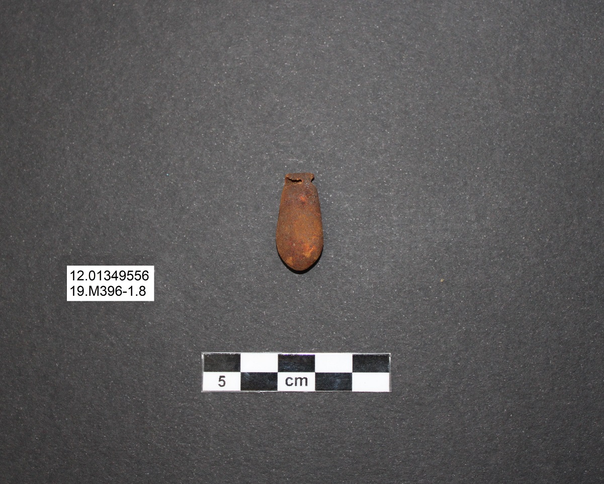 pendente, Pendente a goccia in ambra - Ambito laziale (PERIODIZZAZIONI/ Protostoria/ Eta' del Ferro)