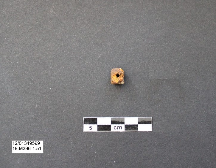 vago/ quadrangolare - Ambito laziale (PERIODIZZAZIONI/ Protostoria/ Eta' del Ferro)