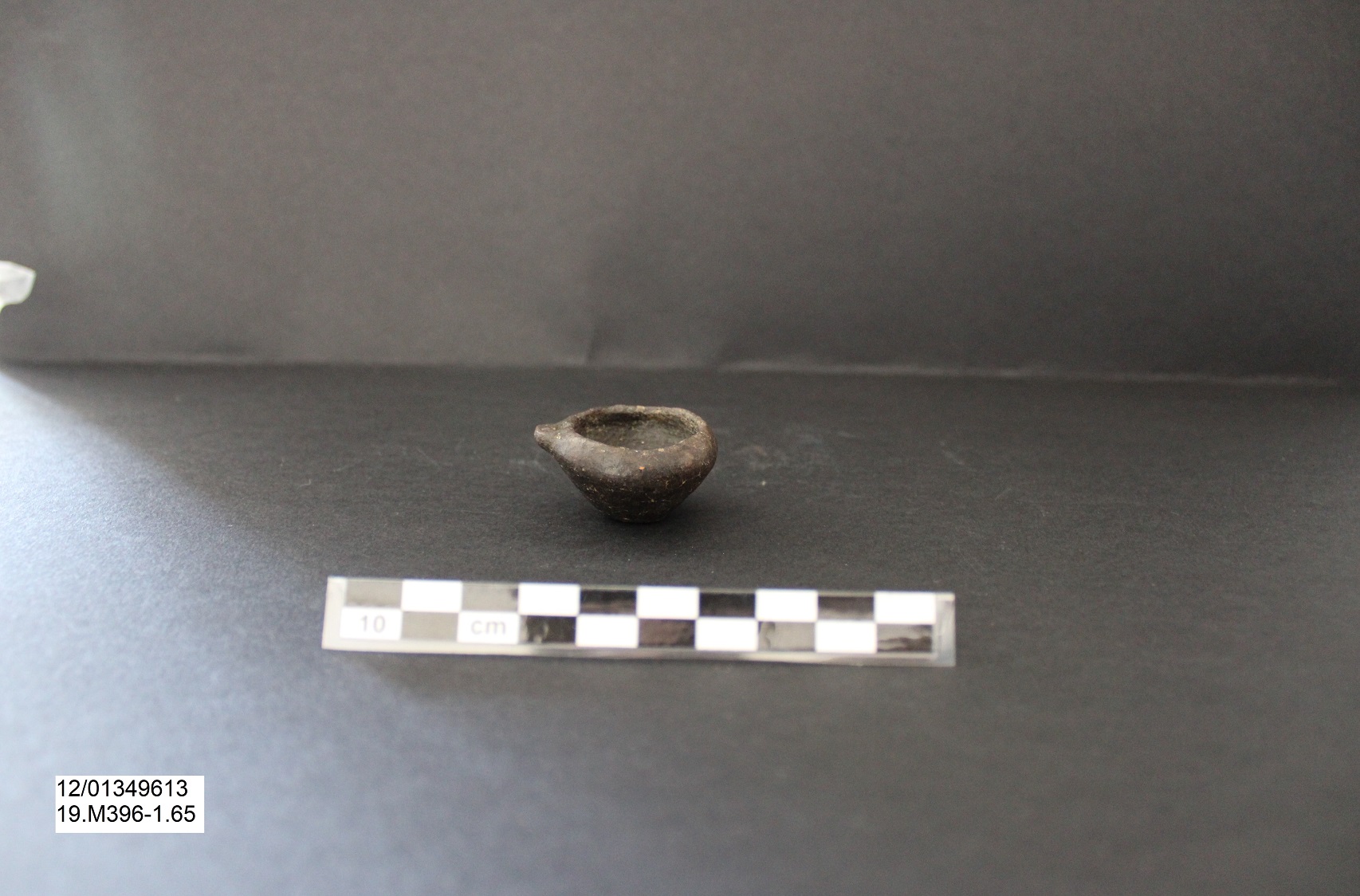 scodella, Scodellina monoansata miniaturizzata - Ambito laziale (PERIODIZZAZIONI/ Protostoria/ Eta' del Bronzo/ Eta' del Bronzo finale)