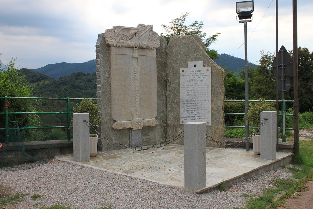 monumento ai caduti, a lapide, Monumento ai caduti della prima guerra mondiale - ambito piemontese (XX)