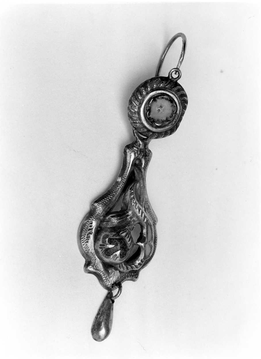 orecchino - a pendente - bottega Italia meridionale (secc. XIX/ XX)