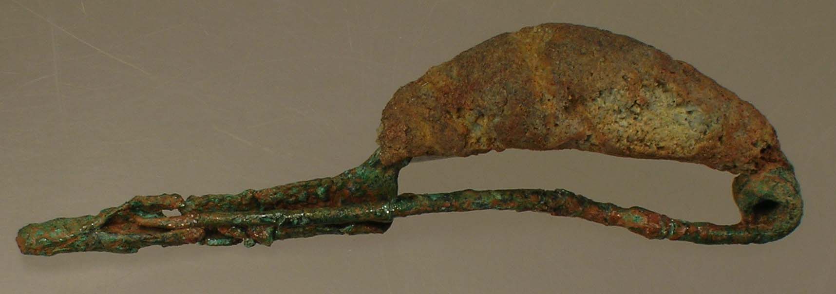 SINGOLO OGGETTO/ fibula, SECOLI/ VI a.C