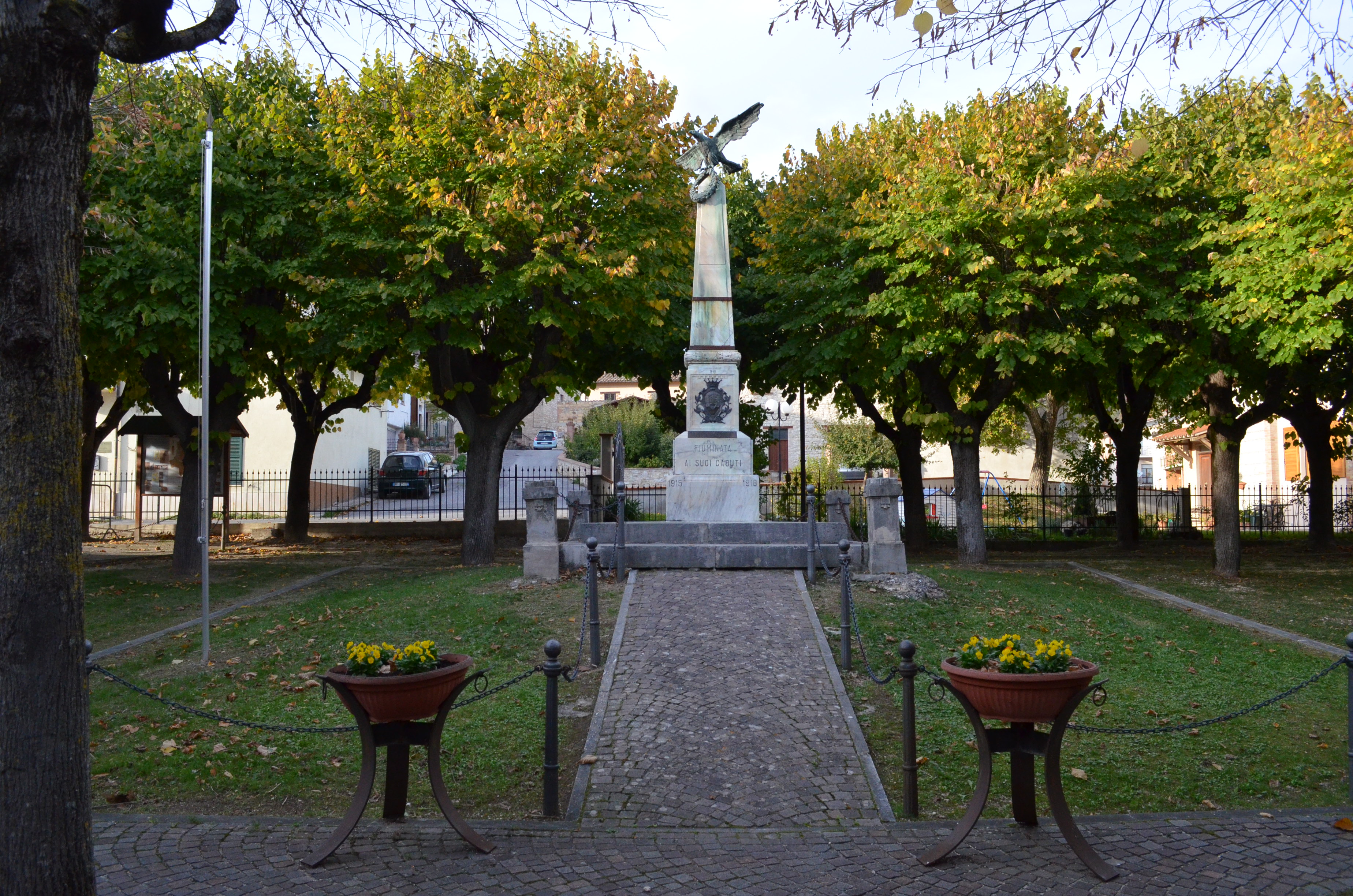 parco, commemorativo /ai caduti della prima guerra mondiale, Parco della Rimembranza di Fiuminata - maestranze locali (XX)