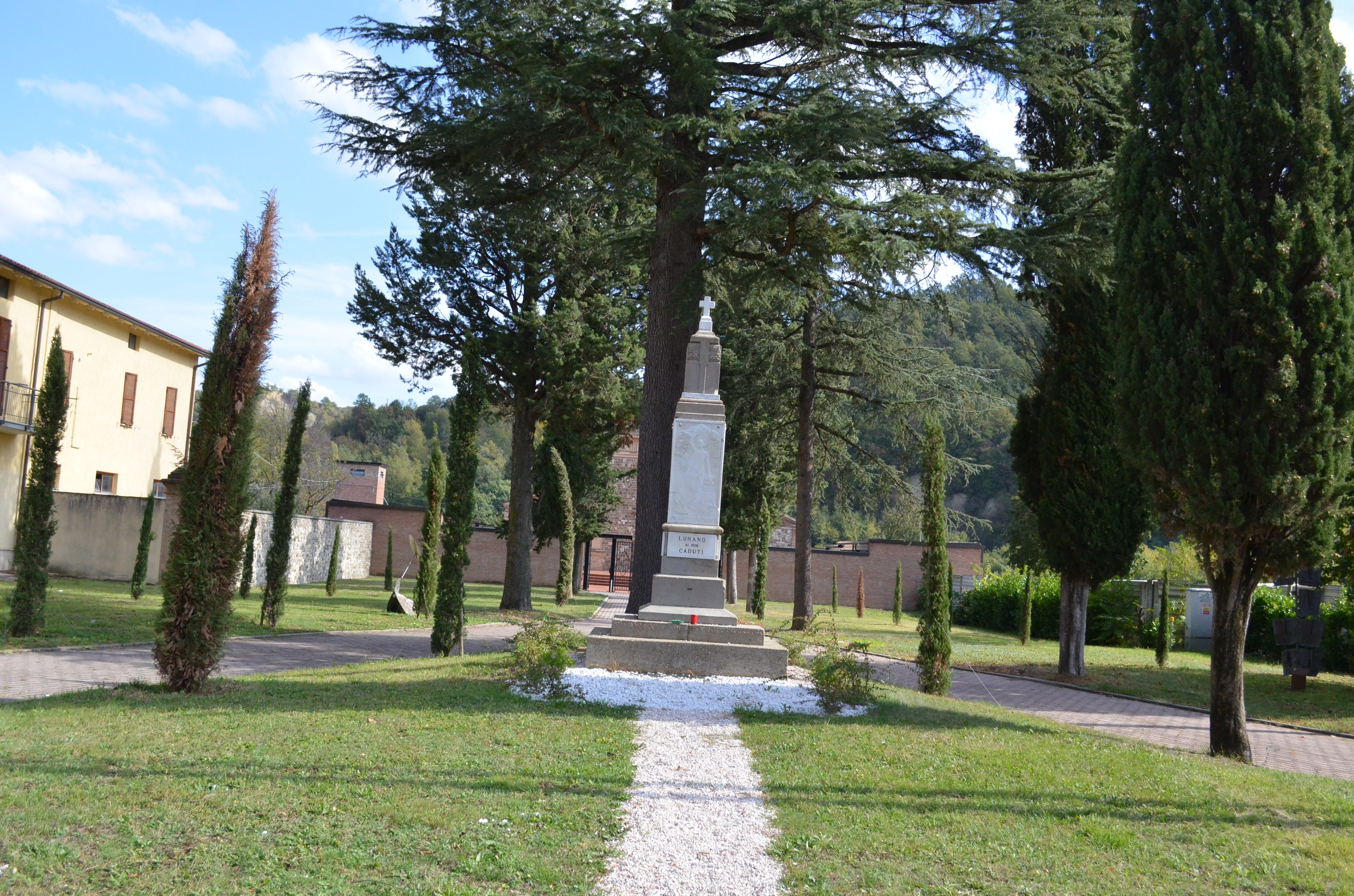 piazza, commemorativo/ai caduti della prima guerra mondiale, Parco della Rimembranza di Lunano (ex) di Siciliano,Gualdesi (attribuito) - architettura del Ventennio (XX)