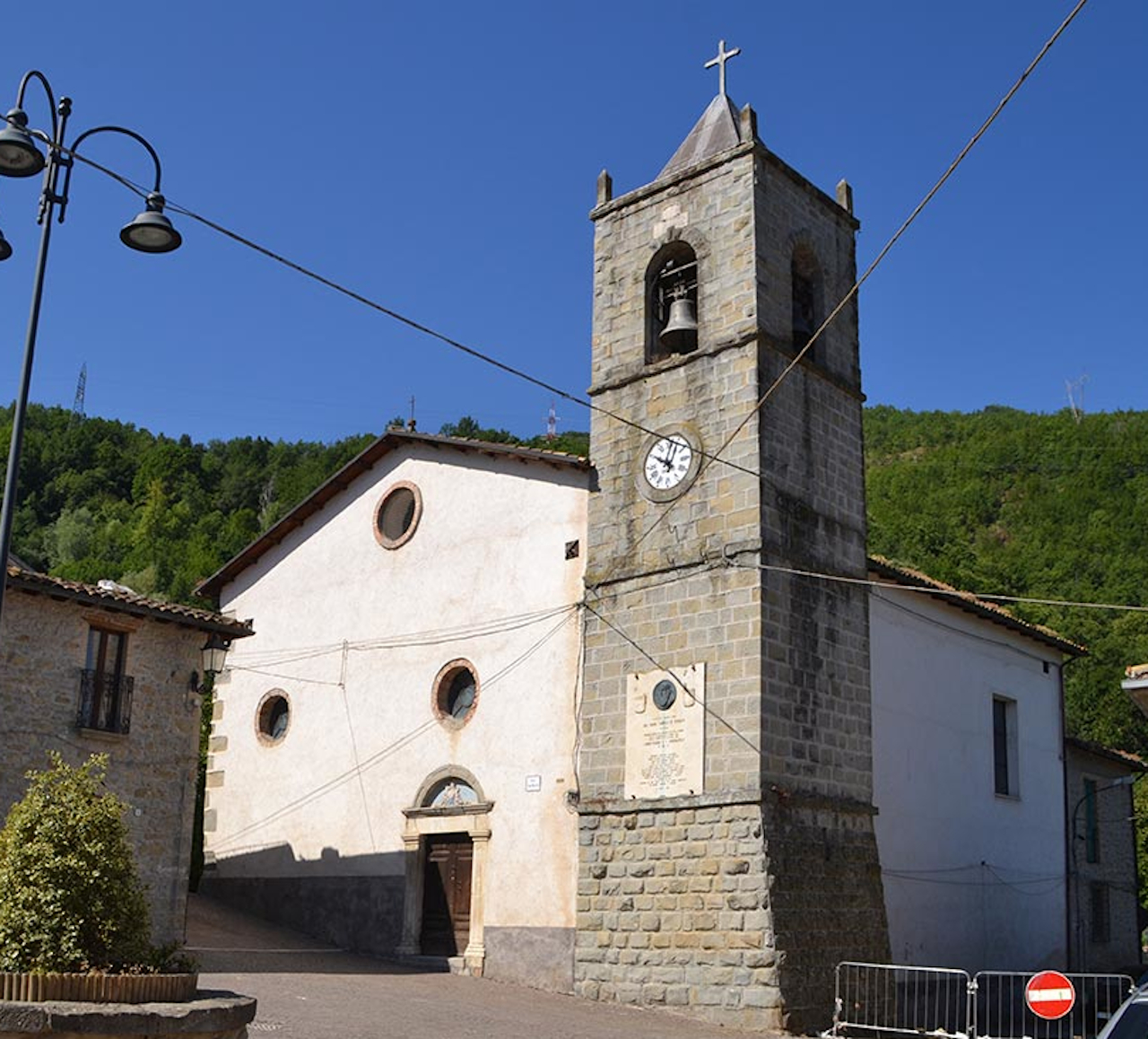 Chiesa di San Rocco (chiesa, parrocchiale) - Pietracamela (TE)  (XVI; XXI)