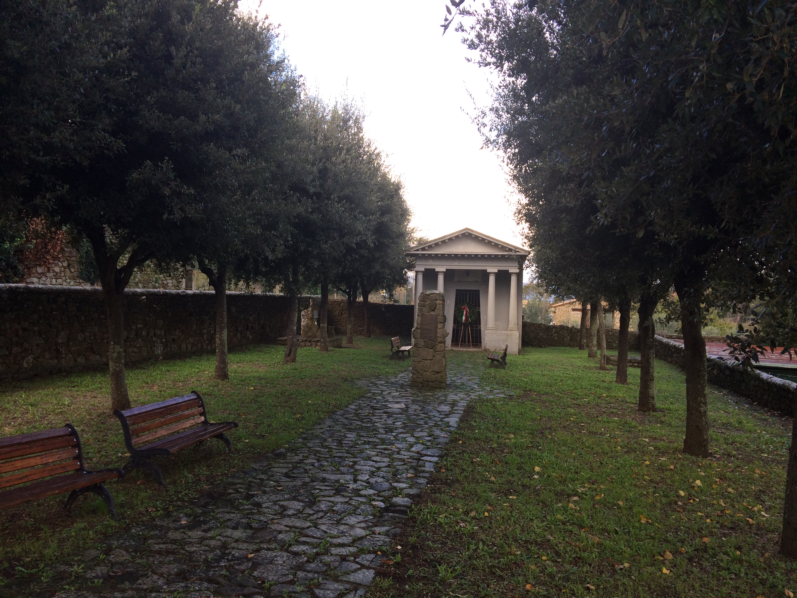 parco, commemorativo/ ai caduti della prima guerra mondiale, Parco della rimembranza di Vetulonia (XX)