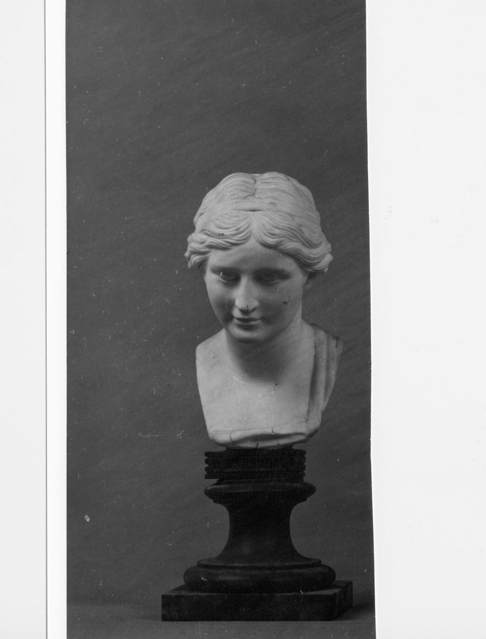 busto di poetessa greca (Saffo?) (busto) di Filippo Tagliolini - manifattura Reale Fabbrica di Napoli (XVIII)