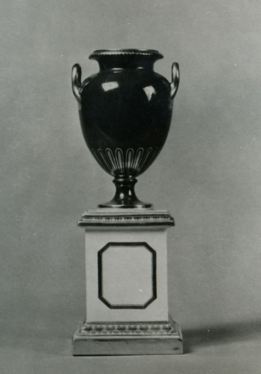 vasetto, serie - Manifattura Imperiale di porcellane, Vienna (XIX)