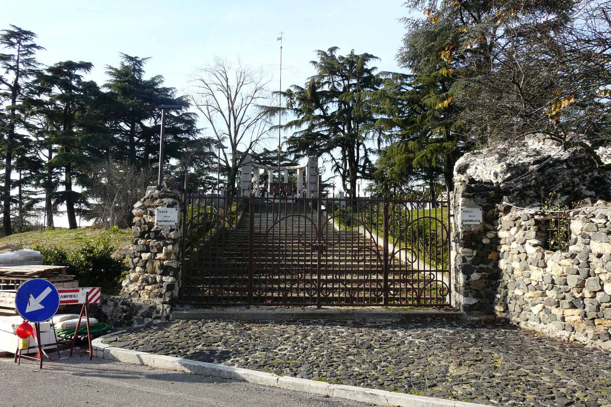 parco, commemorativo/ ai caduti della prima e seconda guerra mondiale, Parco della Rimembranza di San Bonifacio (XX)