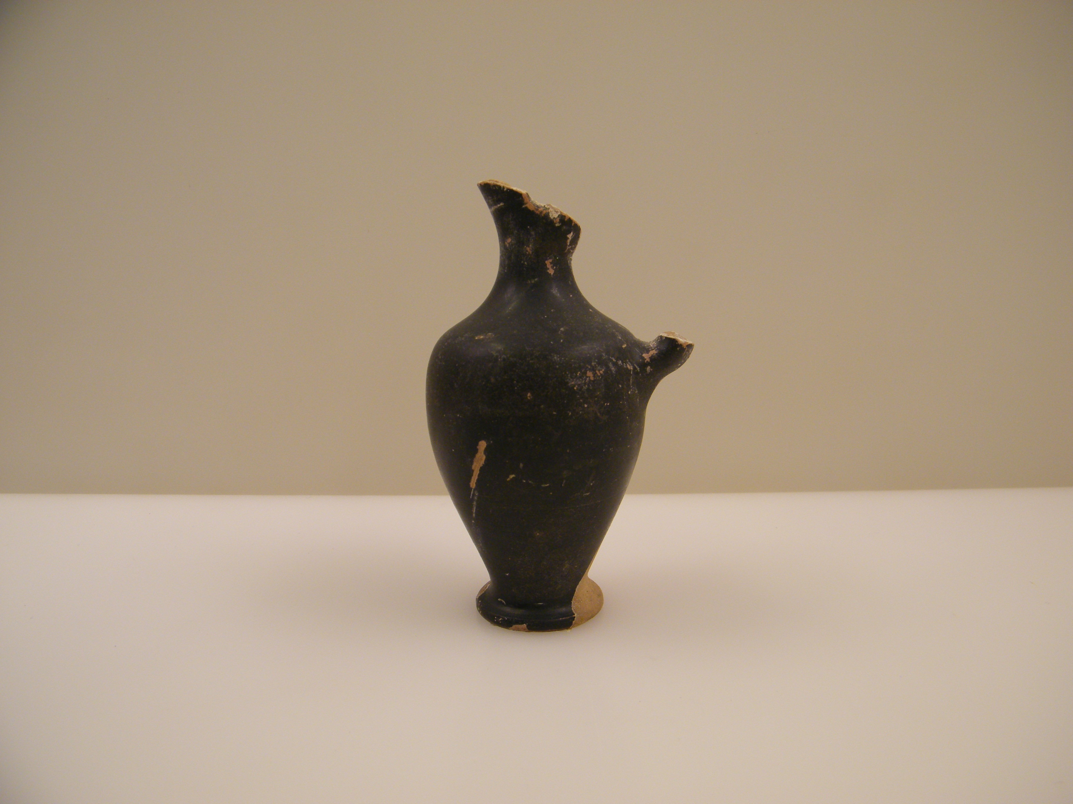 SINGOLO OGGETTO/ oinochoe, SECOLI/ III a.C