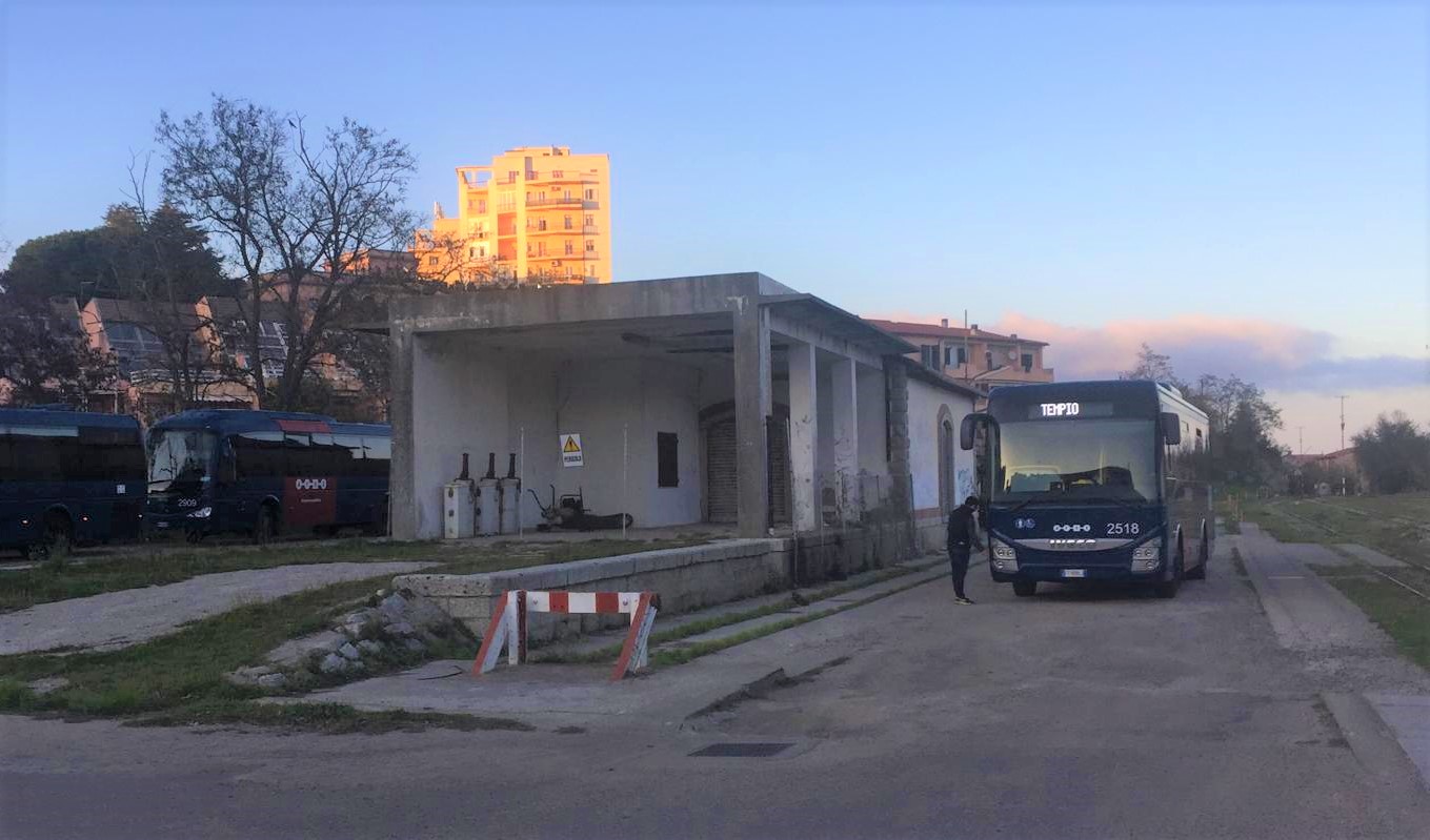 Magazzino Merci (stazione, ferroviaria) - Tempio Pausania (SS) 