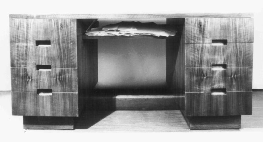 scrivania di Ponti Gio, Ditta F.lli Scremin, Ditta Polo (secondo quarto sec. XX)