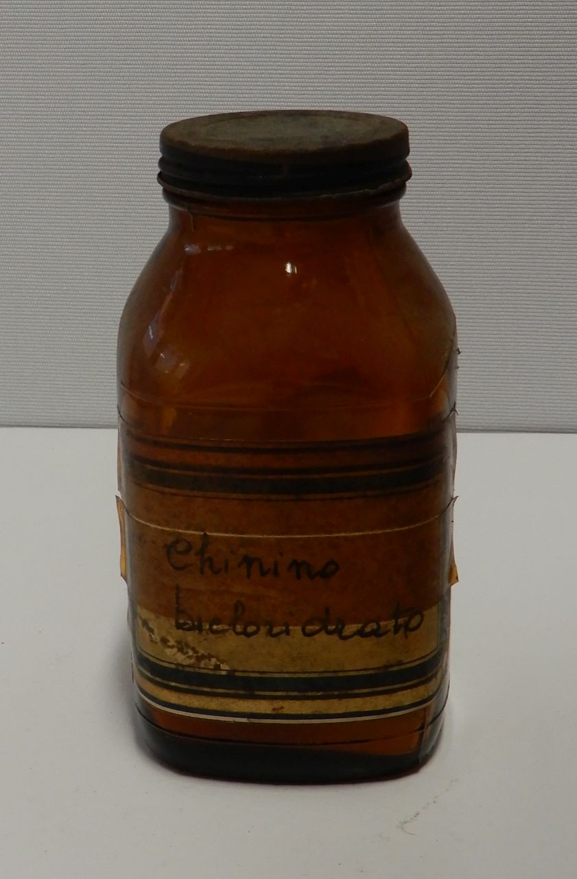 farmaco galenico, polvere di Farmacia e Laboratorio chimico farmaceutico Giovanni Parenti Siena (anni trenta XX)