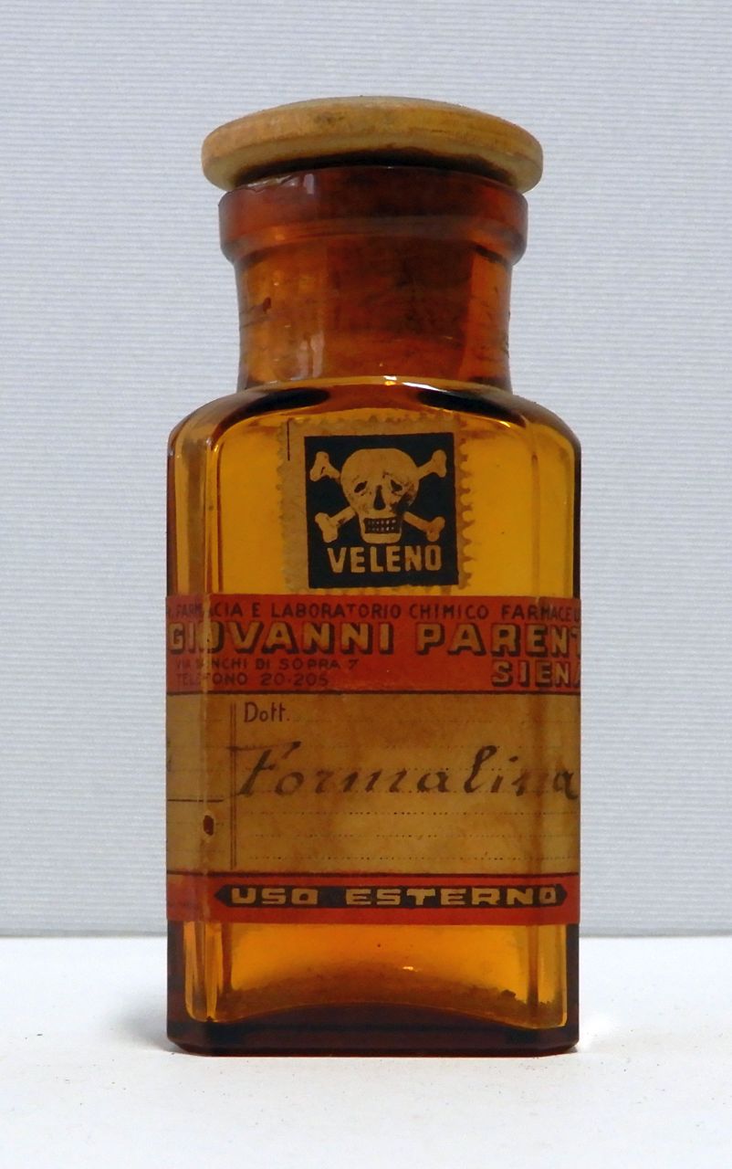 composto organico di Farmacia e Laboratorio chimico farmaceutico Giovanni Parenti Siena (anni cinquanta XX)