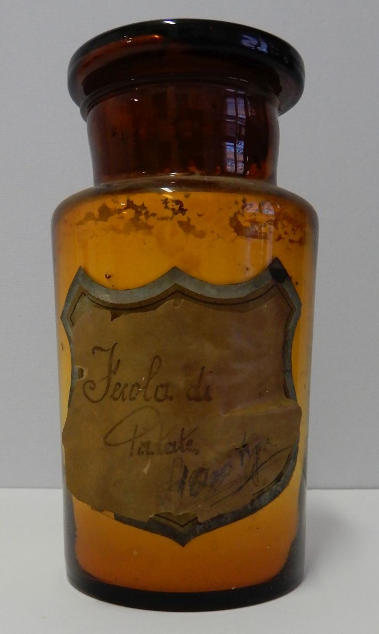 composto di origine vegetale di Farmacia e Laboratorio chimico farmaceutico Giovanni Parenti Siena (fine XIX)