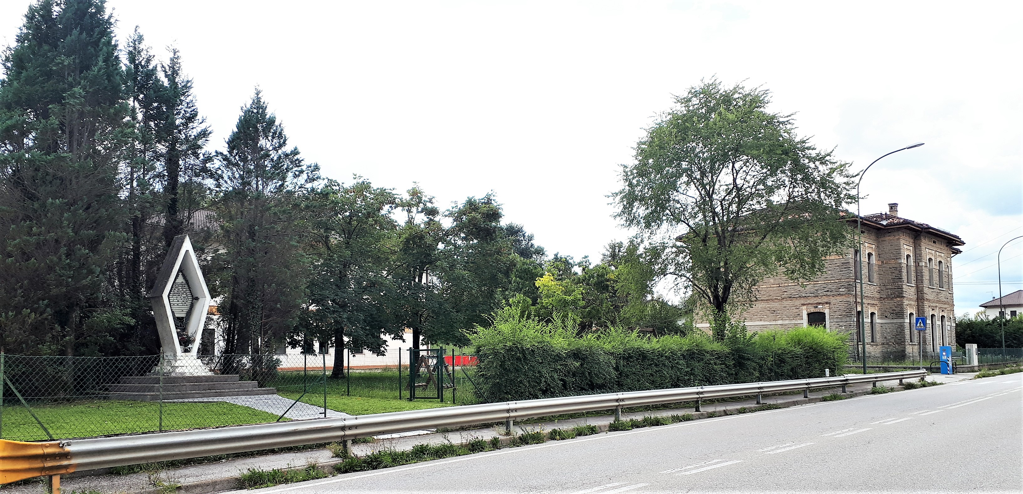 parco, commemorativo/ ai caduti della prima guerra mondiale, Parco della Rimembranza della scuola di Levego (XX, XX)