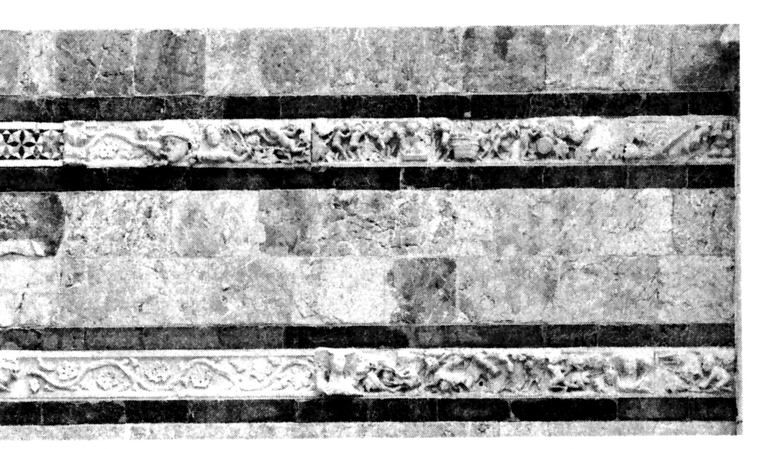 Scena di vendemmia, aratura e raccolta del grano (rilievo) di Antonio Baboccio (attribuito) - ambito italiano (XIV)