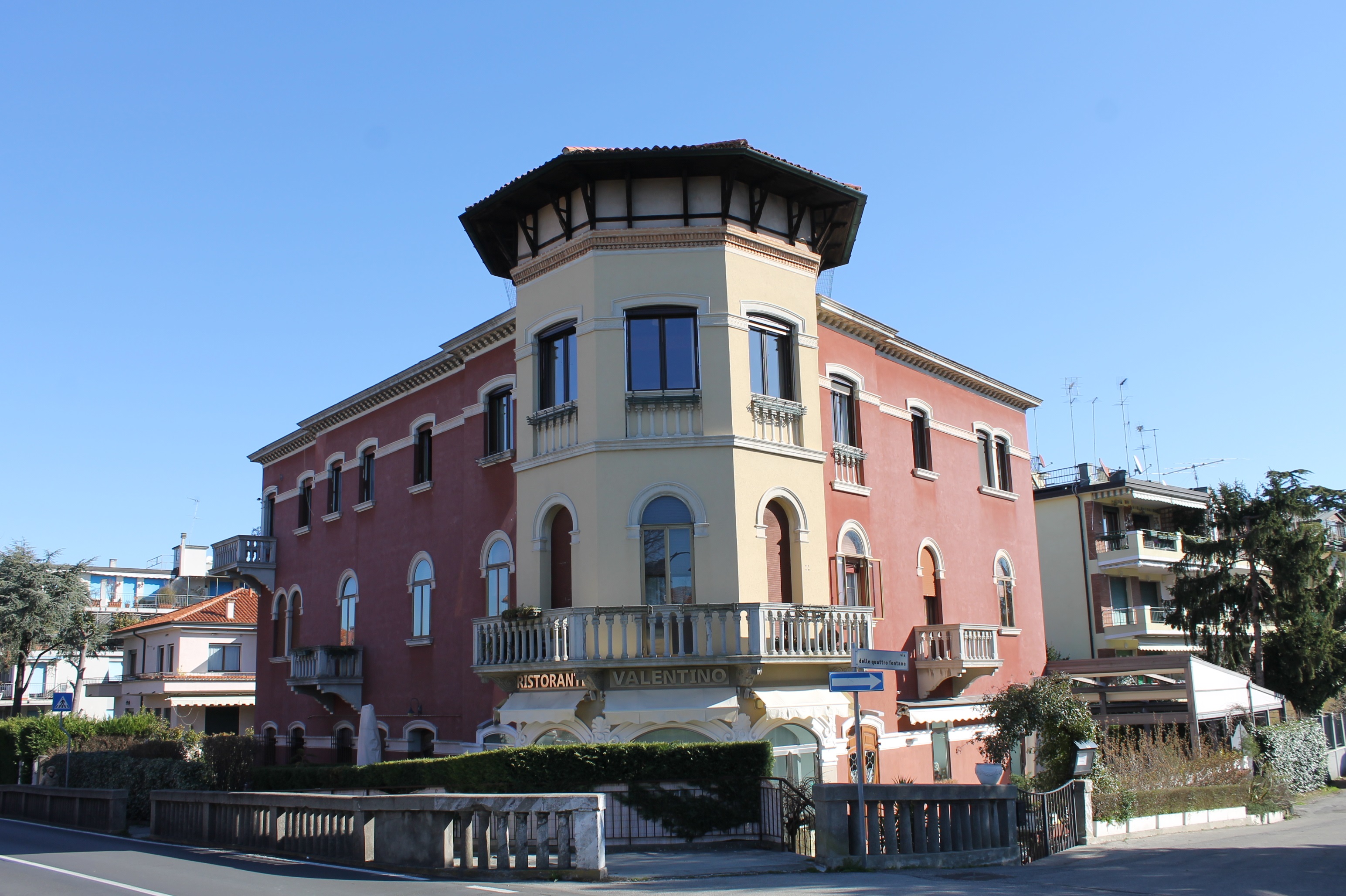 [Palazzo privato in Via Sandro Gallo, 79] (palazzo, privato) - Venezia (VE) 