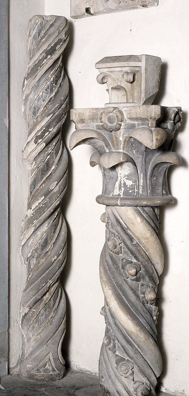 colonnina tortile, frammento - manifattura fiorentina (secc. XIV/ XV)