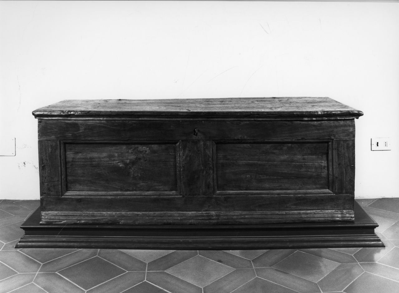 cassapanca - manifattura toscana (seconda metà sec. XVII)