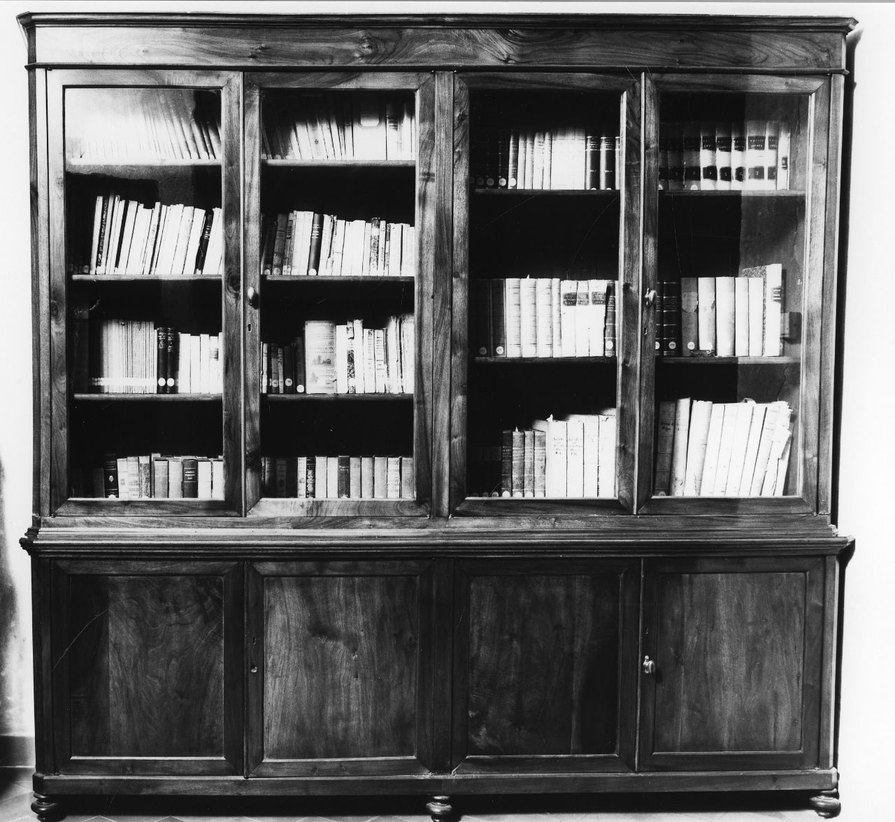 libreria - manifattura toscana (prima metà sec. XX)