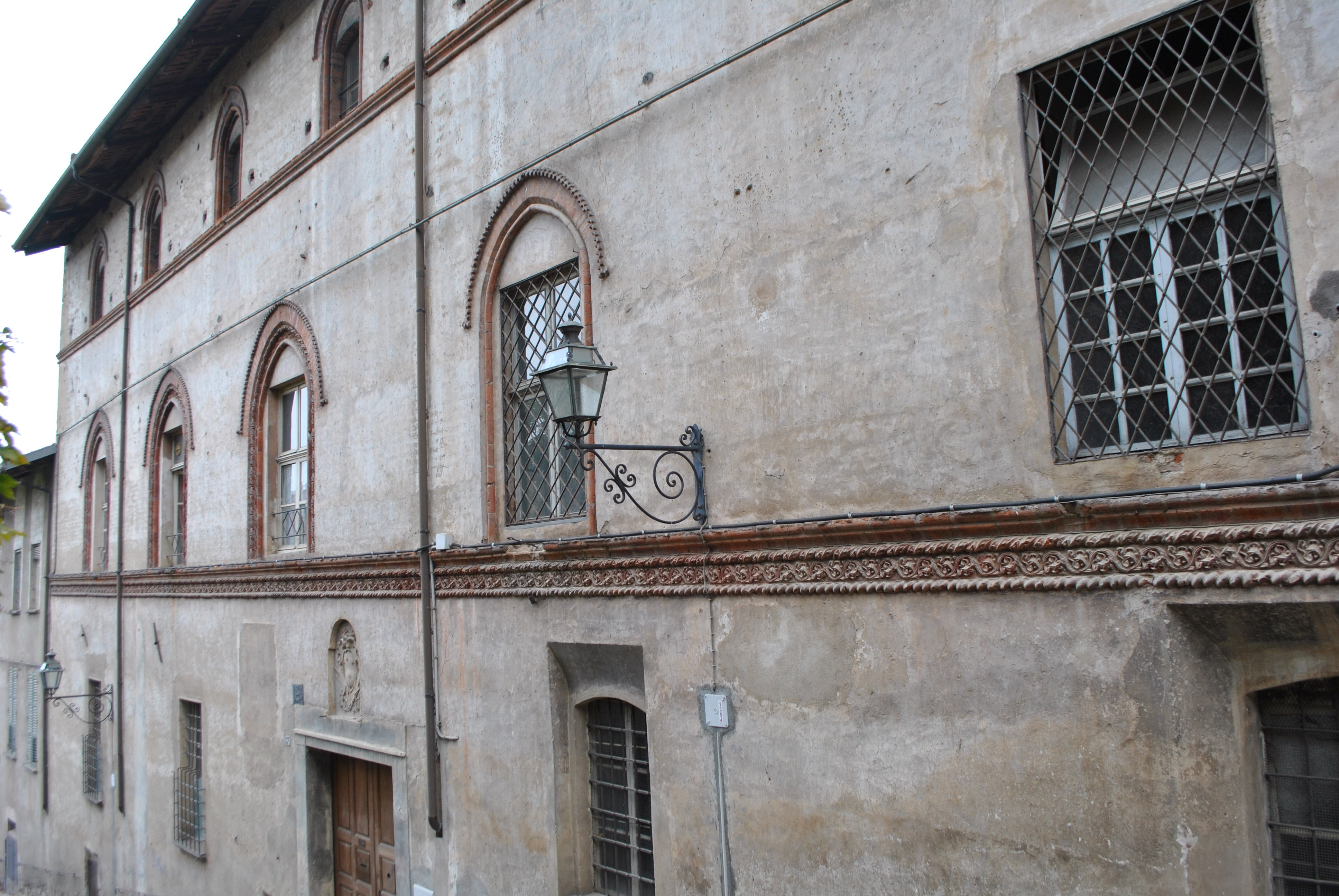 Casa della Chiesa (palazzo, gentilizio) - Saluzzo (CN)  (XIV)