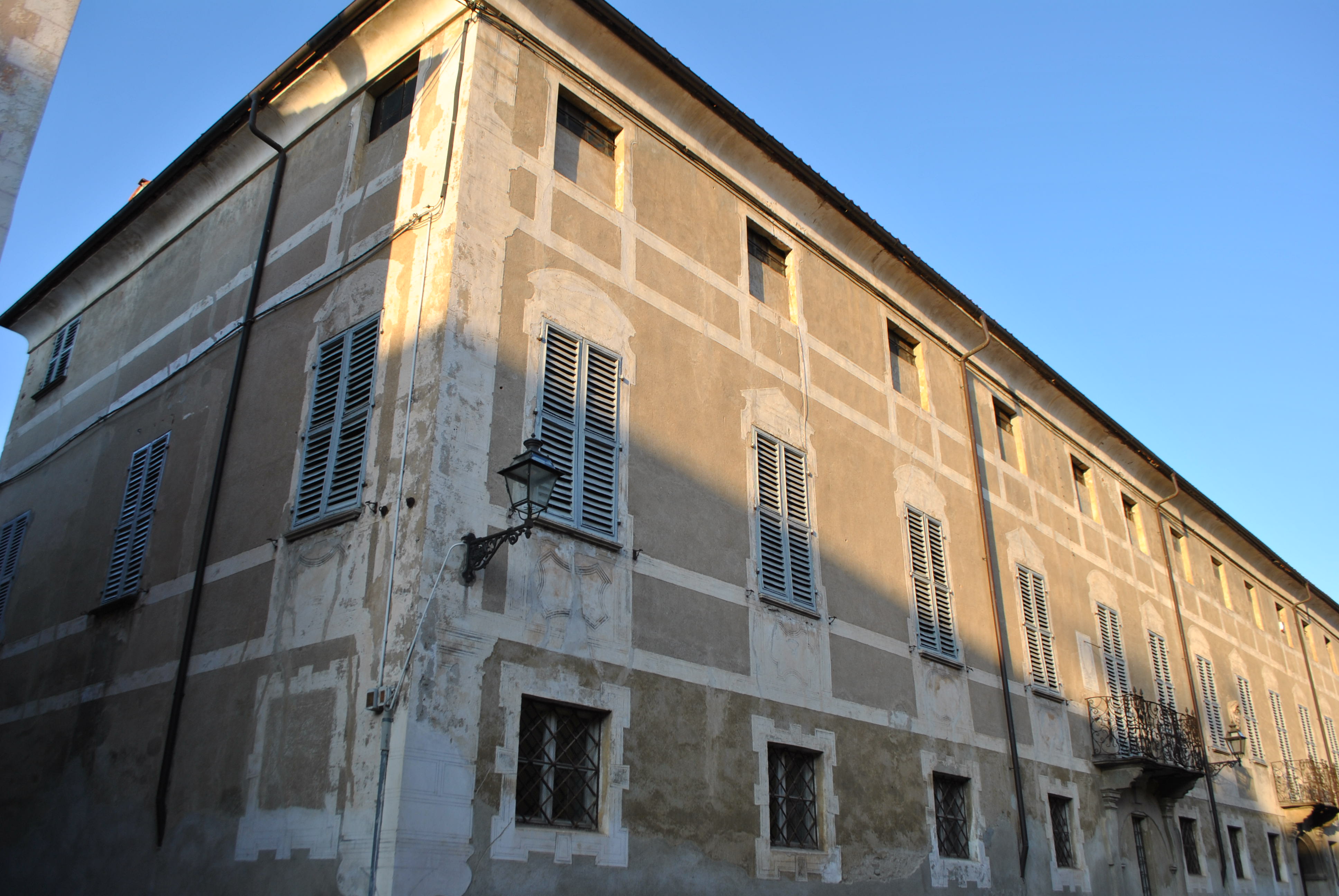 Palazzo Magistrati (palazzo) - Bene Vagienna (CN)  (XV)